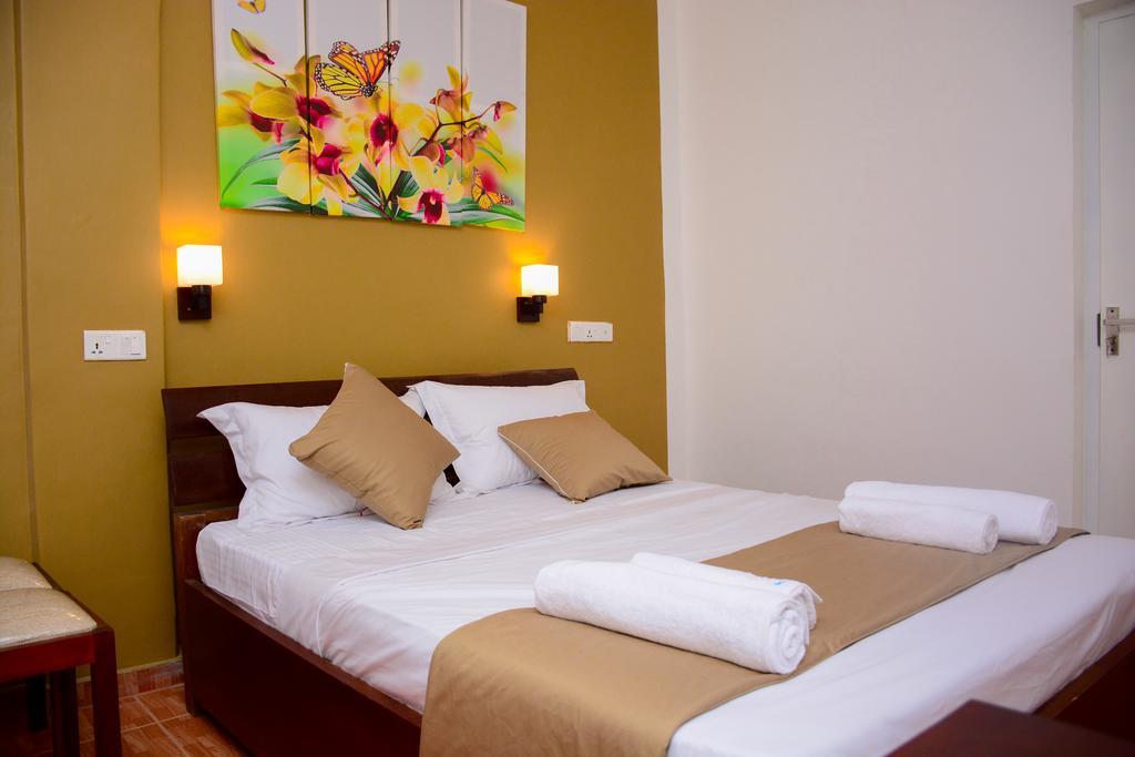 Mama Beach Villa Негомбо Екстер'єр фото