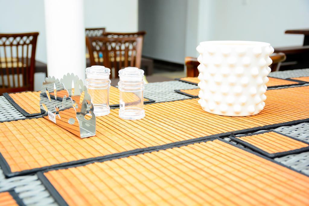 Mama Beach Villa Негомбо Екстер'єр фото